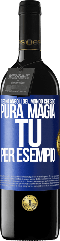 39,95 € Spedizione Gratuita | Vino rosso Edizione RED MBE Riserva Ci sono angoli del mondo che sono pura magia. Tu per esempio Etichetta Blu. Etichetta personalizzabile Riserva 12 Mesi Raccogliere 2015 Tempranillo