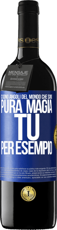 39,95 € Spedizione Gratuita | Vino rosso Edizione RED MBE Riserva Ci sono angoli del mondo che sono pura magia. Tu per esempio Etichetta Blu. Etichetta personalizzabile Riserva 12 Mesi Raccogliere 2016 Tempranillo