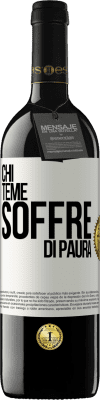 39,95 € Spedizione Gratuita | Vino rosso Edizione RED MBE Riserva Chi teme, soffre di paura Etichetta Bianca. Etichetta personalizzabile Riserva 12 Mesi Raccogliere 2016 Tempranillo