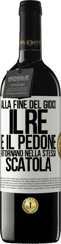 39,95 € Spedizione Gratuita | Vino rosso Edizione RED MBE Riserva Alla fine del gioco, il re e il pedone ritornano nella stessa scatola Etichetta Bianca. Etichetta personalizzabile Riserva 12 Mesi Raccogliere 2015 Tempranillo