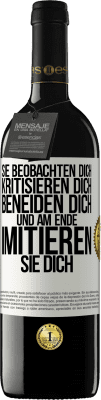 39,95 € Kostenloser Versand | Rotwein RED Ausgabe MBE Reserve Sie beobachten dich, kritisieren dich, beneiden dich... und am Ende imitieren sie dich Weißes Etikett. Anpassbares Etikett Reserve 12 Monate Ernte 2015 Tempranillo