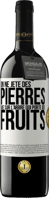 39,95 € Envoi gratuit | Vin rouge Édition RED MBE Réserve On ne jète des pierres que sur l'arbre qui porte des fruits Étiquette Blanche. Étiquette personnalisable Réserve 12 Mois Récolte 2015 Tempranillo