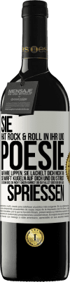 39,95 € Kostenloser Versand | Rotwein RED Ausgabe MBE Reserve Sie hat Rock & Roll in ihr und Poesie auf ihre Lippen. Sie lächelt dich nicht an, sie wirft Kugeln auf dich und du stirbst so sc Weißes Etikett. Anpassbares Etikett Reserve 12 Monate Ernte 2014 Tempranillo