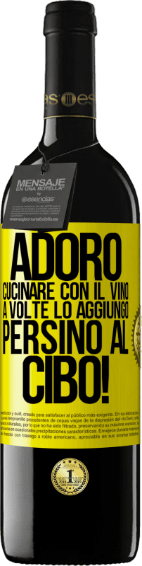 39,95 € Spedizione Gratuita | Vino rosso Edizione RED MBE Riserva Adoro cucinare con il vino. A volte lo aggiungo persino al cibo! Etichetta Gialla. Etichetta personalizzabile Riserva 12 Mesi Raccogliere 2015 Tempranillo