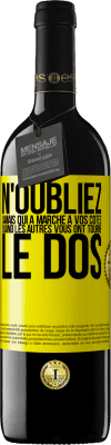 39,95 € Envoi gratuit | Vin rouge Édition RED MBE Réserve N'oubliez jamais qui a marché à vos côtés quand les autres vous ont tourné le dos Étiquette Jaune. Étiquette personnalisable Réserve 12 Mois Récolte 2016 Tempranillo