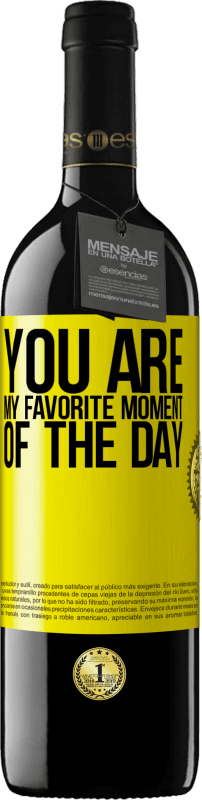 39,95 € 免费送货 | 红酒 RED版 MBE 预订 你是我一天中最喜欢的时刻 黄色标签. 可自定义的标签 预订 12 个月 收成 2016 Tempranillo