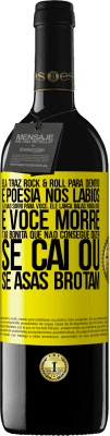 39,95 € Envio grátis | Vinho tinto Edição RED MBE Reserva Ela traz Rock & Roll para dentro e poesia nos lábios. Ele não sorri para você, ele lança balas para você e você morre tão Etiqueta Amarela. Etiqueta personalizável Reserva 12 Meses Colheita 2016 Tempranillo