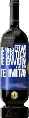 49,95 € Envío gratis | Vino Tinto Edición Premium MBS® Reserva Te observan, te critican, te envidian… y al final, te imitan Etiqueta Azul. Etiqueta personalizable Reserva 12 Meses Cosecha 2014 Tempranillo