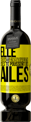 49,95 € Envoi gratuit | Vin rouge Édition Premium MBS® Réserve Elle apporte du Rock & Roll en elle et de la poésie sur les lèvres. Elle ne te sourit pas, elle te jette des balles et tu meurs Étiquette Jaune. Étiquette personnalisable Réserve 12 Mois Récolte 2016 Tempranillo