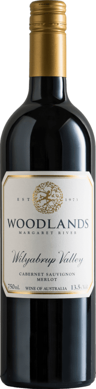 19,95 € Envoi gratuit | Vin Rouge Woodlands Wilyabrup Valley Cabernet Sauvignon Merlot I.G. Margaret River Margaret River Australie Merlot, Cabernet Sauvignon Organic — Biologique 75 cl