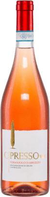 10,95 € Envío gratis | Vino rosado Cipresso Cerasuolo Rosé Seco D.O.C. Abruzzo Abruzzo Italia Montepulciano Botella 75 cl