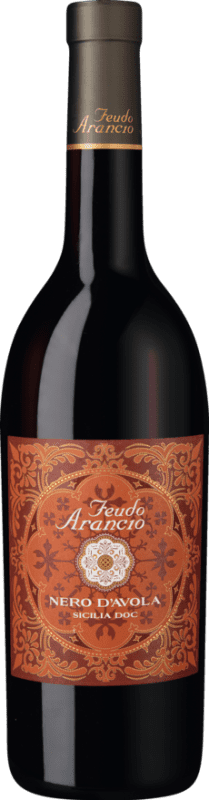 10,95 € 送料無料 | 赤ワイン Feudo Arancio Seco — 辛口 D.O.C. Sicilia シチリア島 イタリア Nero d'Avola 75 cl