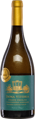 10,95 € Envío gratis | Vino blanco Monte da Ravasqueira Dona Vitória Grande Escolha Branco Seco I.G. Alentejo Alentejo Portugal Viognier, Arinto, Antão Vaz Botella 75 cl