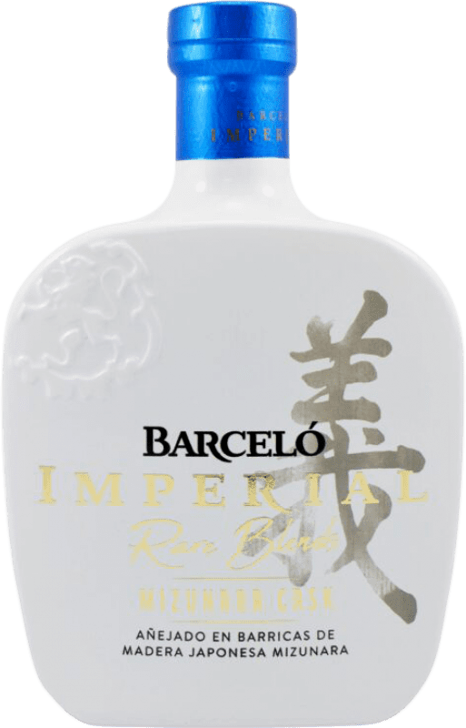 69,95 € Envío gratis | Ron Barceló Imperial Rare Blends Mizunara Cask República Dominicana Botella 70 cl
