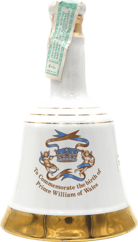 136,95 € 免费送货 | 威士忌混合 Bell's Prince Williams 苏格兰 英国 瓶子 Medium 50 cl