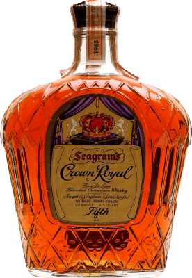 396,95 € Spedizione Gratuita | Whisky Blended Crown Royal Canadian Seagram's Canada Bottiglia 70 cl