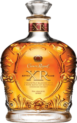 1 039,95 € Kostenloser Versand | Blended Whisky Crown Royal Canadian XR Extra Rare Kanada Flasche 70 cl