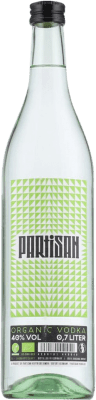 26,95 € Spedizione Gratuita | Vodka Partisan Organic Germania Bottiglia 70 cl