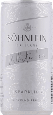 2,95 € Бесплатная доставка | Белое игристое Söhnlein Brillant White Ice Германия Алюминиевая банка 20 cl