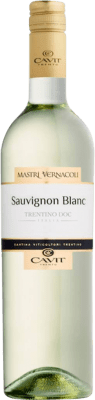 6,95 € 送料無料 | 白ワイン Cavit Mastri Vernacoli D.O.C. Trentino トレンティーノ イタリア Sauvignon White ボトル 75 cl