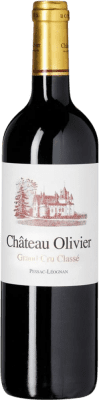 52,95 € Envío gratis | Vino tinto Château Olivier Grand Cru Classé A.O.C. Pessac-Léognan Burdeos Francia Merlot, Cabernet Sauvignon Botella 75 cl