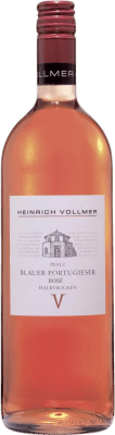 8,95 € Free Shipping | Rosé wine Heinrich Vollmer Blauer Rosé Semi-Dry Semi-Sweet Q.b.A. Pfälz Pfälz Germany Portugieser Bottle 1 L