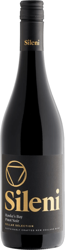 18,95 € Бесплатная доставка | Красное вино Sileni Selection I.G. Hawkes Bay Hawke's Bay Новая Зеландия Pinot Black, Gamay бутылка 75 cl