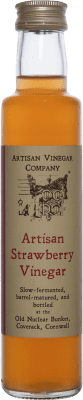 26,95 € 免费送货 | 醋 Artisan 英国 小瓶装 25 cl Strawberry — 草莓