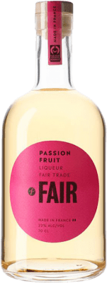 41,95 € Envio grátis | Licores Fair Passion Fruit França Garrafa 70 cl