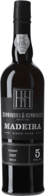 17,95 € Free Shipping | Fortified wine Henriques & Henriques Finest Dry I.G. Madeira Madeira Portugal 5 Years Medium Bottle 50 cl
