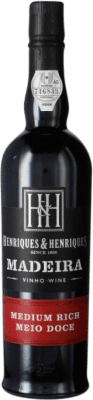 16,95 € Kostenloser Versand | Süßer Wein Henriques & Henriques Medium Rich I.G. Madeira Madeira Portugal Medium Flasche 50 cl