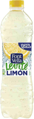 10,95 € Envío gratis | Caja de 6 unidades Agua Font Vella Levité Mineral Natural España 1 L Limón