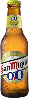 55,95 € Envio grátis | Caixa de 30 unidades Cerveja San Miguel Manzana Andaluzia Espanha Garrafa Pequena 20 cl