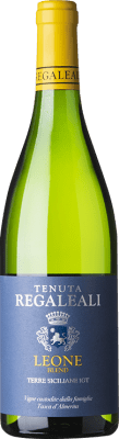 16,95 € Envoi gratuit | Vin blanc Tasca d'Almerita Tenuta Regaleali Leone Blend I.G.T. Terre Siciliane Sicile Italie Gewürztraminer, Pinot Blanc, Sauvignon, Catarratto Bouteille 75 cl