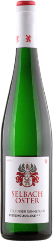 53,95 € Бесплатная доставка | Белое вино Selbach Oster Zeltinger Sonnenuhr Auslese 2 Estrellas Auslese Отборный урожай Q.b.A. Mosel Mosel Германия Riesling бутылка 75 cl