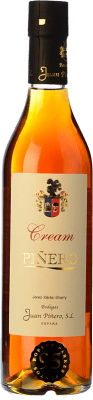 23,95 € Бесплатная доставка | Крепленое вино Juan Piñero Cream D.O. Manzanilla-Sanlúcar de Barrameda Санлукар-де-Баррамеда Испания Palomino Fino, Pedro Ximénez бутылка Medium 50 cl