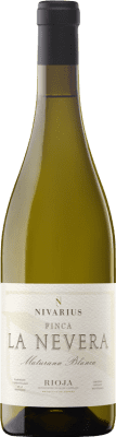 26,95 € Envío gratis | Vino blanco Nivarius Finca la Nevera Crianza D.O.Ca. Rioja La Rioja España Maturana Blanca Botella 75 cl