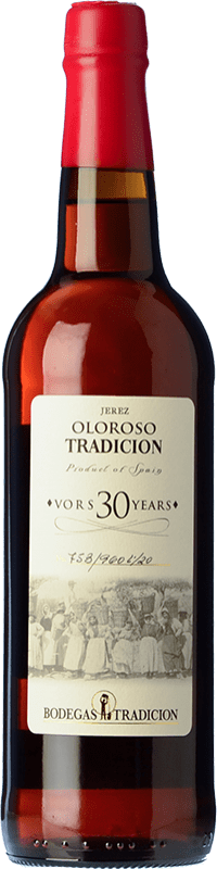 65,95 € Бесплатная доставка | Крепленое вино Tradición Oloroso VORS D.O. Manzanilla-Sanlúcar de Barrameda Санлукар-де-Баррамеда Испания Palomino Fino 30 Лет бутылка 75 cl