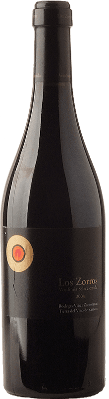 16,95 € Free Shipping | Red wine Viñas Zamoranas Los Zorros Vendimia Seleccionada Aged D.O. Tierra del Vino de Zamora Castilla y León Spain Tempranillo Bottle 75 cl