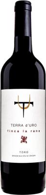 14,95 € Бесплатная доставка | Красное вино Terra d'Uro Finca la Rana молодое D.O. Toro Кастилия-Леон Испания Tinta de Toro 75 cl