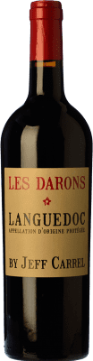 12,95 € Spedizione Gratuita | Vino Rosso Jeff Carrel Les Darons Rovere I.G.P. Vin de Pays Languedoc Languedoc Francia Syrah, Garnacha — Grenache, Cariñena — Carignano 75 cl