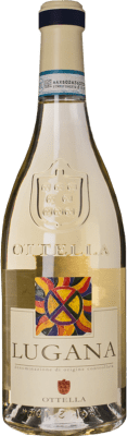 16,95 € Envío gratis | Vino blanco Ottella D.O.C. Lugana Veneto Italia Trebbiano di Lugana Botella 75 cl