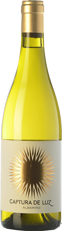 13,95 € Envoi gratuit | Vin blanc Wineissocial Captura de Luz D.O. Rías Baixas Galice Espagne Albariño Bouteille 75 cl