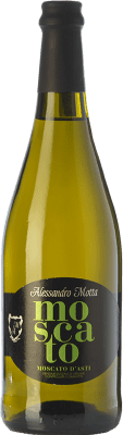 11,95 € Spedizione Gratuita | Vino dolce Alessandro Motta D.O.C.G. Moscato d'Asti Piemonte Italia Moscato Bianco Bottiglia 75 cl