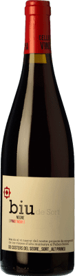 18,95 € Free Shipping | Red wine Batlliu de Sort Biu Young D.O. Costers del Segre Catalonia Spain Pinot Black Bottle 75 cl