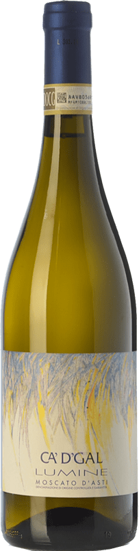 15,95 € Envio grátis | Vinho doce Ca' d' Gal Lumine D.O.C.G. Moscato d'Asti Piemonte Itália Mascate Branco Garrafa 75 cl