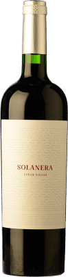 16,95 € 免费送货 | 红葡萄酒 Castaño Solanera 年轻的 D.O. Yecla 穆尔西亚地区 西班牙 Garnacha — 歌海娜, Cabernet Sauvignon — 赤霞珠, Monastrell — 莫纳斯特雷尔 75 cl