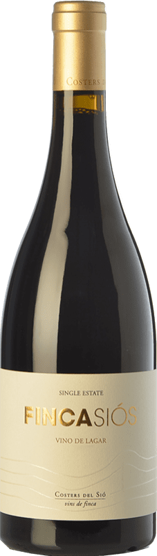 23,95 € Free Shipping | Red wine Costers del Sió Finca Siós Aged D.O. Costers del Segre Catalonia Spain Tempranillo, Syrah, Grenache, Cabernet Sauvignon Bottle 75 cl