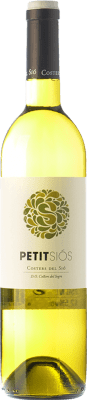 8,95 € 免费送货 | 白酒 Costers del Sió Petit Siós Blanc D.O. Costers del Segre 加泰罗尼亚 西班牙 Chardonnay, Sauvignon White, Muscatel Small Grain 瓶子 75 cl