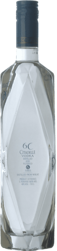 27,95 € Spedizione Gratuita | Vodka Citadelle 6C Francia 70 cl